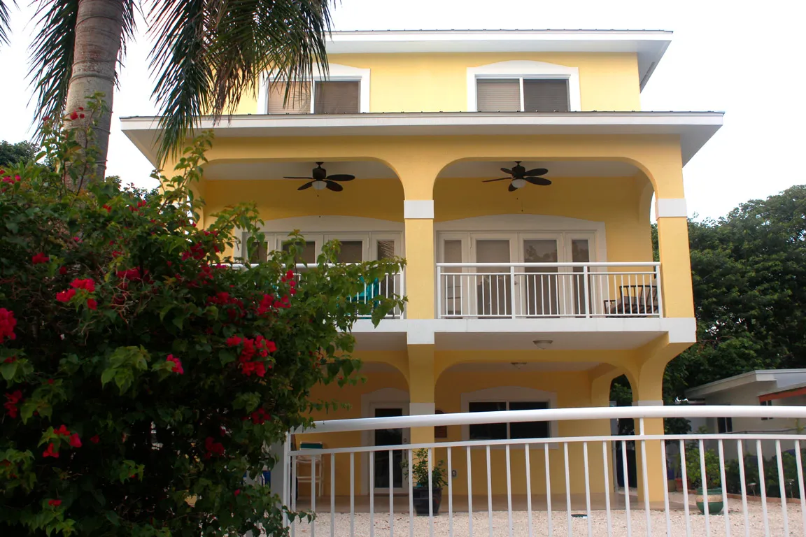 12 Abaco Road